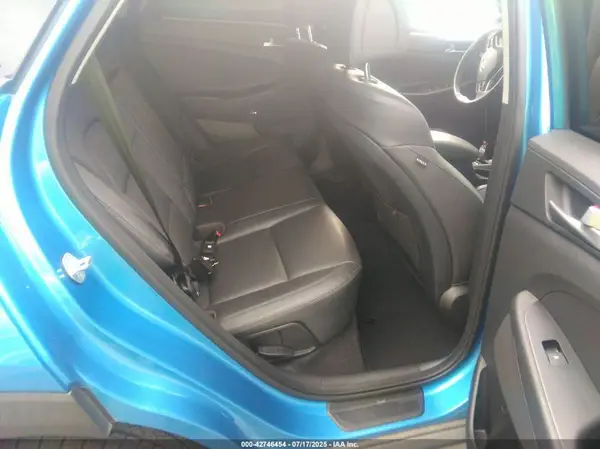 KM8J33A45JU696343 2018 HYUNDAI TUCSON - Image 8
