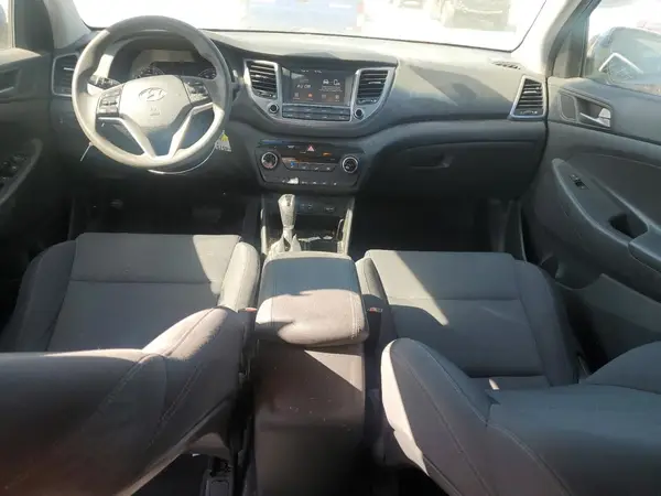 KM8J33A45JU704358 2018 HYUNDAI TUCSON - Image 8