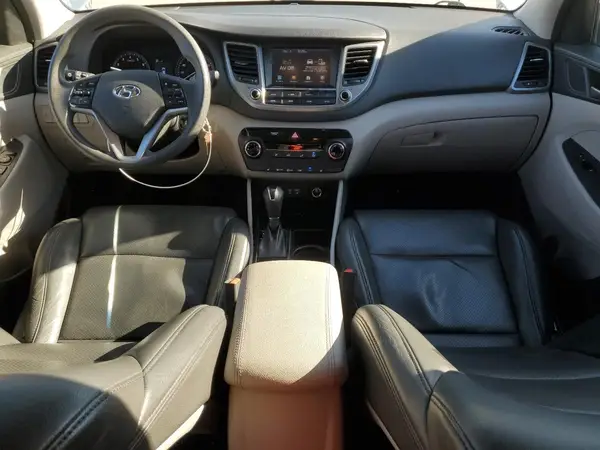 KM8J33A45JU709379 2018 HYUNDAI TUCSON - Image 8
