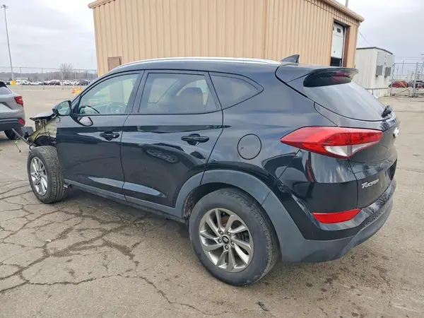 KM8J33A45JU710600 2018 HYUNDAI TUCSON - Image 2