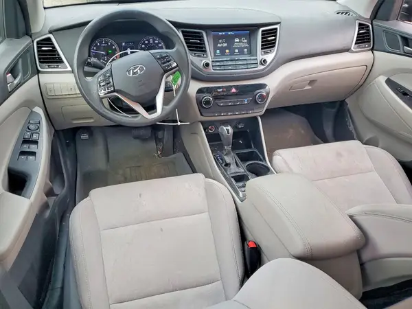 KM8J33A45JU710600 2018 HYUNDAI TUCSON - Image 8