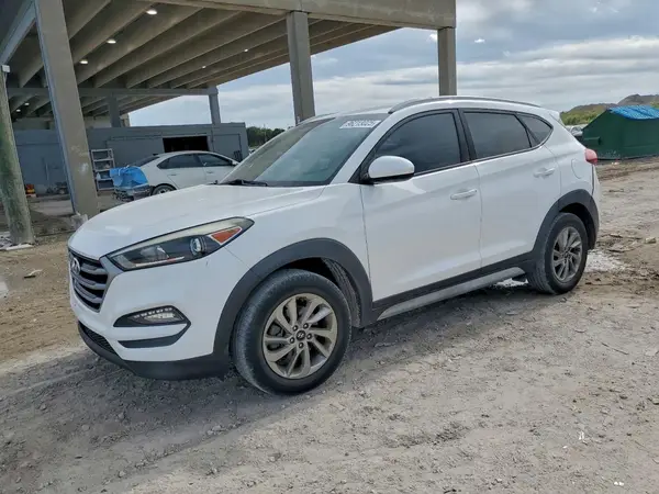 KM8J33A45JU716073 2018 HYUNDAI TUCSON - Image 1