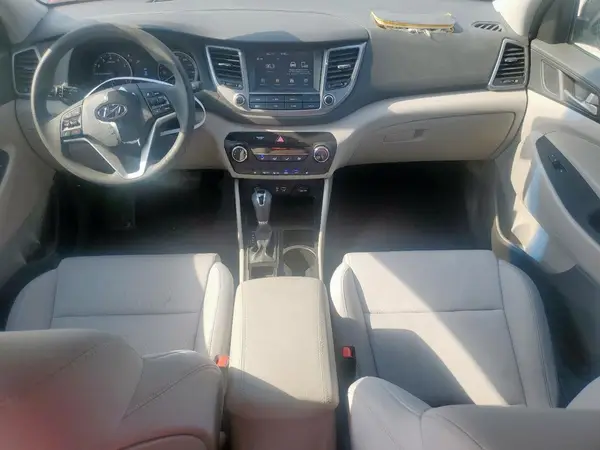 KM8J33A45JU743872 2018 HYUNDAI TUCSON - Image 8