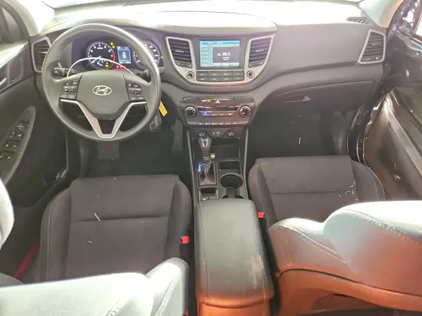 KM8J33A45JU757044 2018 HYUNDAI TUCSON - Image 8