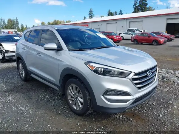 KM8J33A45JU759473 2018 HYUNDAI TUCSON - Image 1