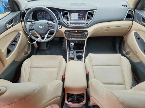 KM8J33A45JU776824 2018 HYUNDAI TUCSON - Image 8