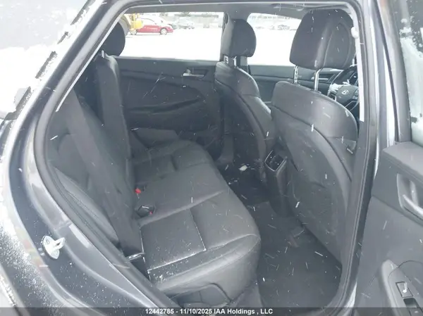 KM8J33A45JU802967 2018 HYUNDAI TUCSON - Image 8