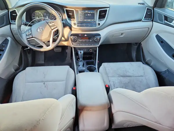 KM8J33A45JU805688 2018 HYUNDAI TUCSON - Image 8