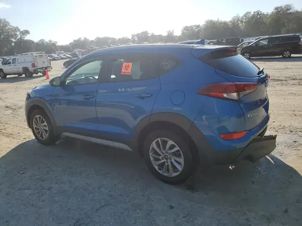 KM8J33A45JU808686 2018 HYUNDAI TUCSON - Image 2