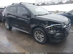KM8J33A45JU825570 2018 HYUNDAI TUCSON