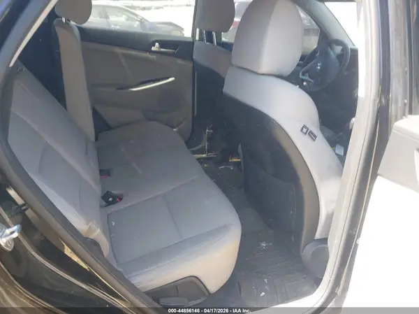 KM8J33A45KU007905 2019 HYUNDAI TUCSON - Image 8