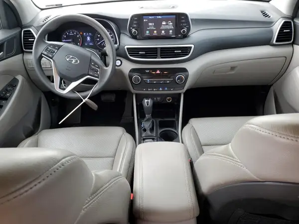 KM8J33A45KU017804 2019 HYUNDAI TUCSON - Image 8