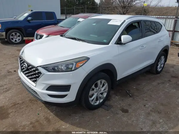 KM8J33A45KU037602 2019 HYUNDAI TUCSON - Image 2