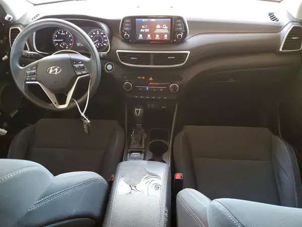 KM8J33A45KU869392 2019 HYUNDAI TUCSON - Image 8