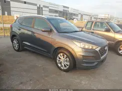 KM8J33A45KU869568 2019 HYUNDAI TUCSON