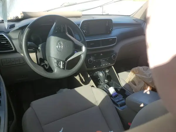 KM8J33A45KU870980 2019 HYUNDAI TUCSON - Image 8