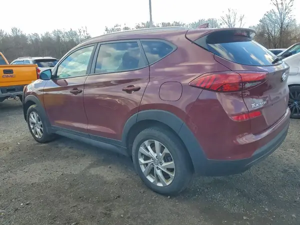 KM8J33A45KU888251 2019 HYUNDAI TUCSON - Image 2
