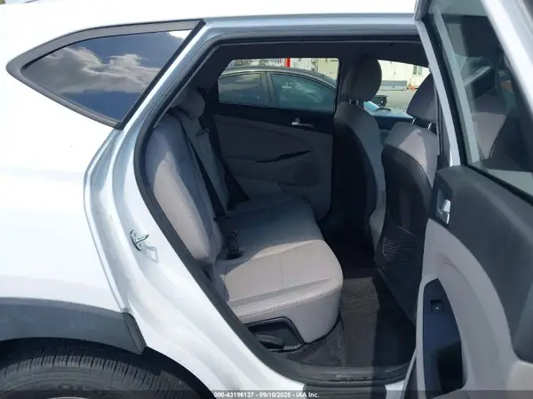 KM8J33A45LU114342 2020 HYUNDAI TUCSON - Image 8