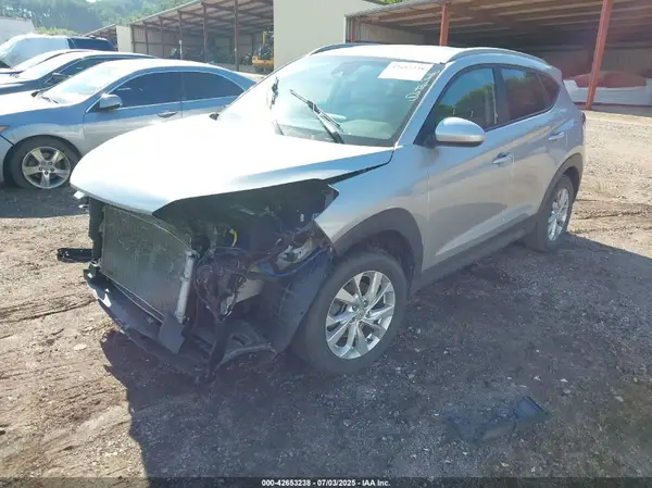 KM8J33A45LU131657 2020 HYUNDAI TUCSON - Image 2