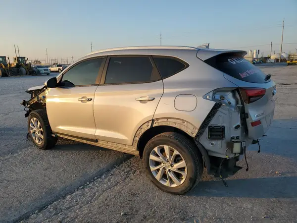 KM8J33A45LU165565 2020 HYUNDAI TUCSON - Image 2