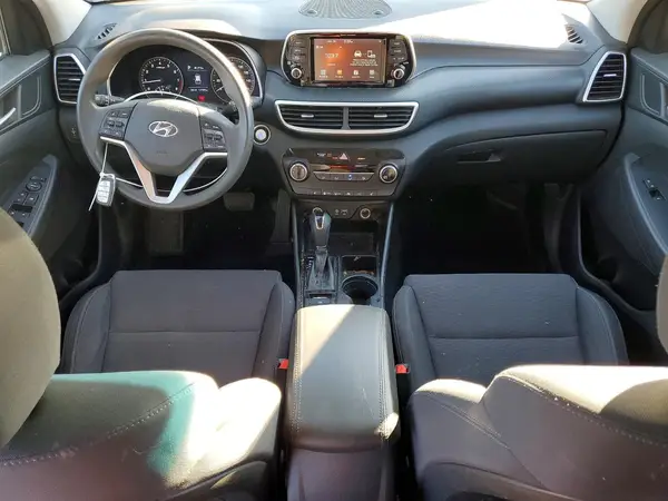 KM8J33A45MU303493 2021 HYUNDAI TUCSON - Image 8
