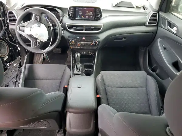 KM8J33A45MU315806 2021 HYUNDAI TUCSON - Image 8