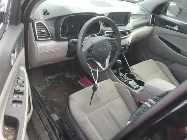 KM8J33A45MU322464 2021 HYUNDAI TUCSON - Image 8
