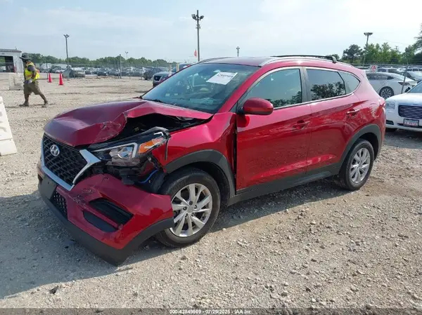 KM8J33A45MU379506 2021 HYUNDAI TUCSON - Image 2