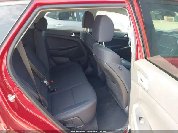 KM8J33A45MU379506 2021 HYUNDAI TUCSON - Image 8