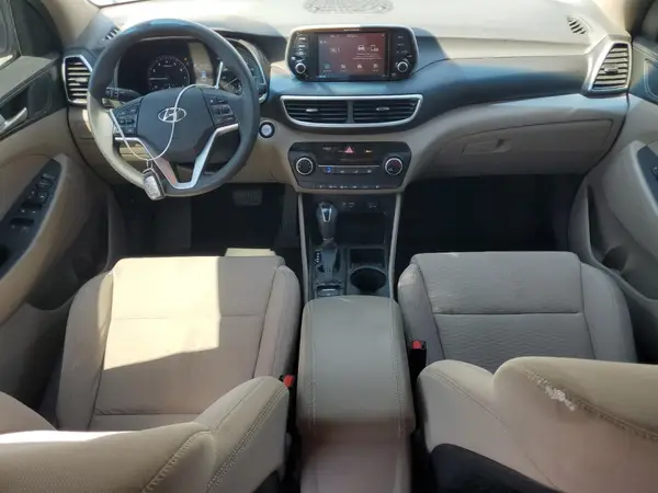 KM8J33A45MU390084 2021 HYUNDAI TUCSON - Image 8
