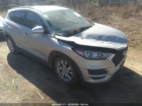 KM8J33A45MU393874 2021 HYUNDAI TUCSON - Image 1