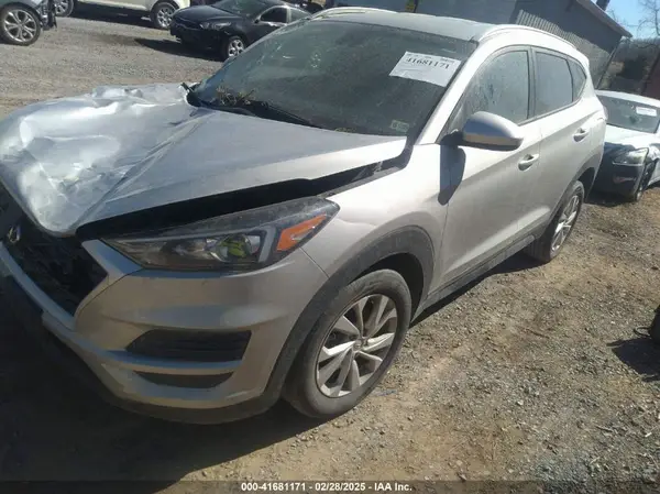 KM8J33A45MU393874 2021 HYUNDAI TUCSON - Image 2