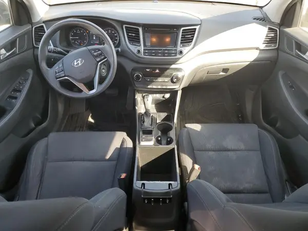 KM8J33A46GU032545 2016 HYUNDAI TUCSON - Image 8