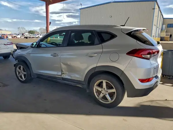 KM8J33A46GU055274 2016 HYUNDAI TUCSON - Image 2