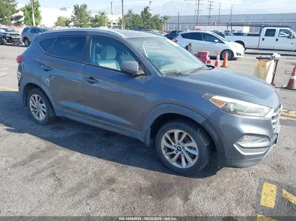 KM8J33A46GU058661 2016 HYUNDAI TUCSON - Image 1