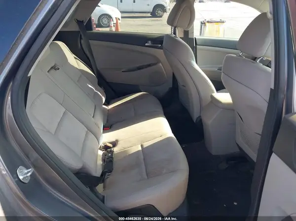 KM8J33A46GU058661 2016 HYUNDAI TUCSON - Image 8