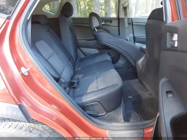 KM8J33A46GU097363 2016 HYUNDAI TUCSON - Image 8