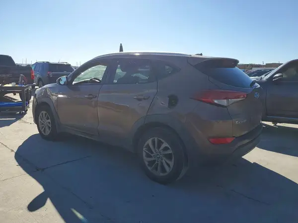 KM8J33A46GU101508 2016 HYUNDAI TUCSON - Image 2