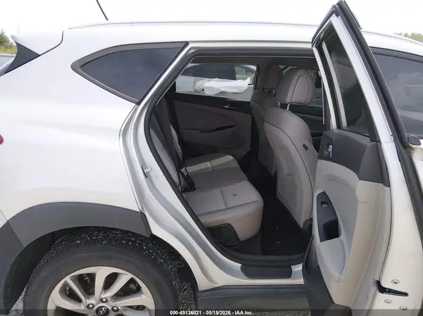KM8J33A46GU109897 2016 HYUNDAI TUCSON - Image 8