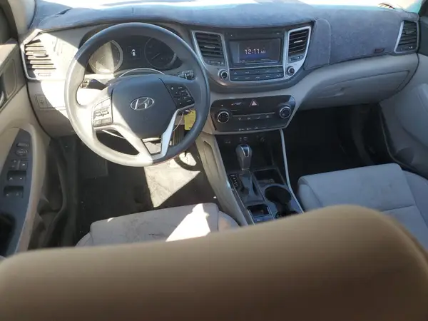 KM8J33A46GU129406 2016 HYUNDAI TUCSON - Image 8
