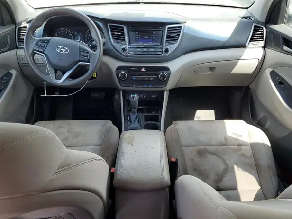KM8J33A46GU140146 2016 HYUNDAI TUCSON - Image 8