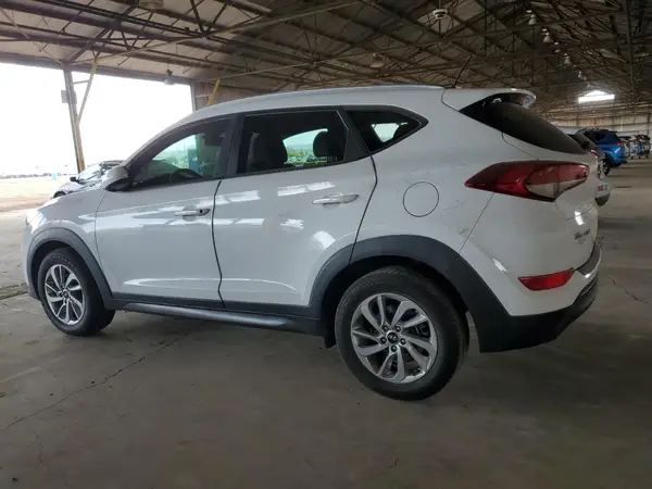 KM8J33A46GU146917 2016 HYUNDAI TUCSON - Image 2