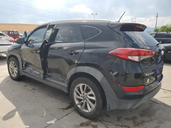 KM8J33A46GU174247 2016 HYUNDAI TUCSON - Image 2