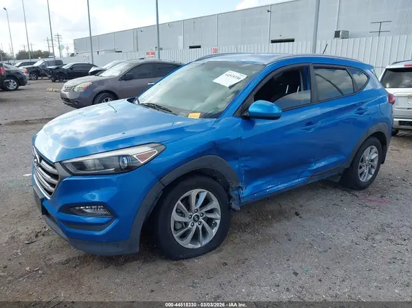 KM8J33A46GU180923 2016 HYUNDAI TUCSON - Image 2