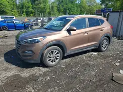KM8J33A46GU186785 2016 HYUNDAI TUCSON