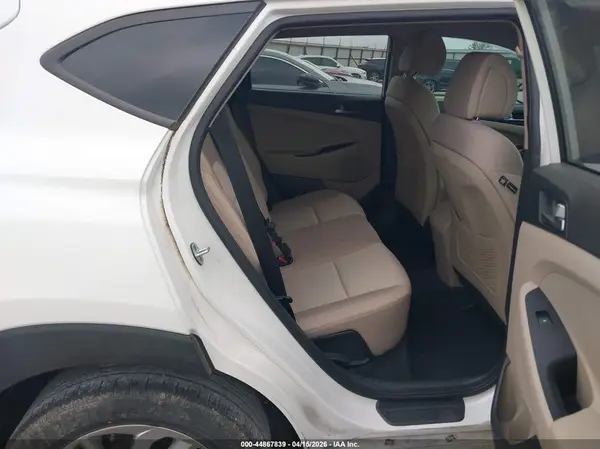 KM8J33A46GU196054 2016 HYUNDAI TUCSON - Image 8