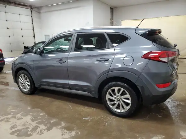 KM8J33A46GU206579 2016 HYUNDAI TUCSON - Image 2