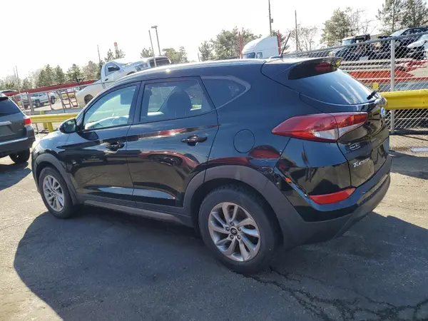 KM8J33A46GU209580 2016 HYUNDAI TUCSON - Image 2