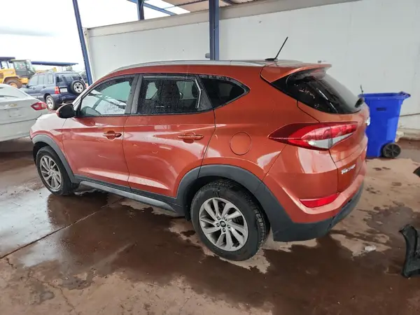 KM8J33A46GU226153 2016 HYUNDAI TUCSON - Image 2