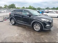 KM8J33A46GU230459 2016 HYUNDAI TUCSON